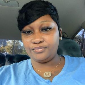 Meet your Posher, Ernisha